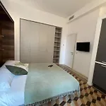 2br 2ba Ultra-fast Wifi Steps To Metro בית נופש מילאנו