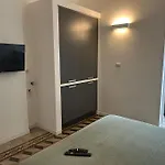 2br 2ba Ultra-fast Wifi Steps To Metro בית נופש מילאנו