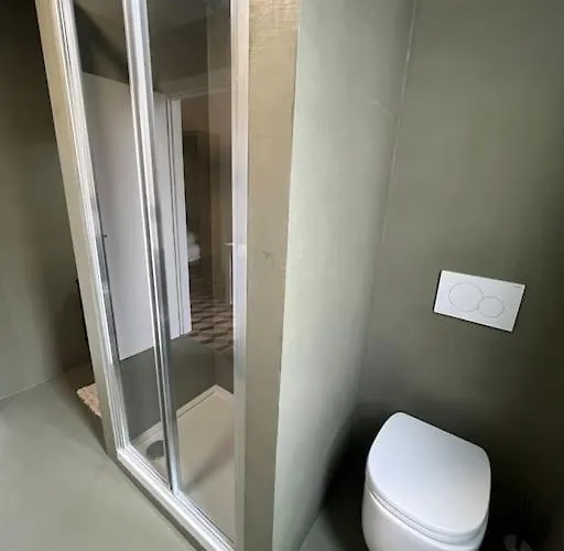 2br 2ba Ultra-fast Wifi Steps To Metro Ferienhaus Mailand
