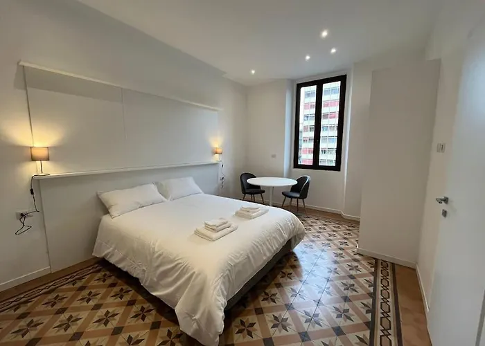 2br 2ba Ultra-fast Wifi Steps To Metro Ferienhaus *