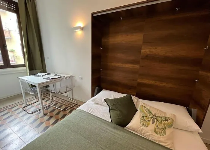 Ferienhaus 2br 2ba Ultra-fast Wifi Steps To Metro Mailand